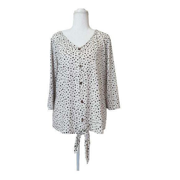Late August, Dotted Wooden Button Tie-Waist Blouse - Size XL - Picture 4 of 5